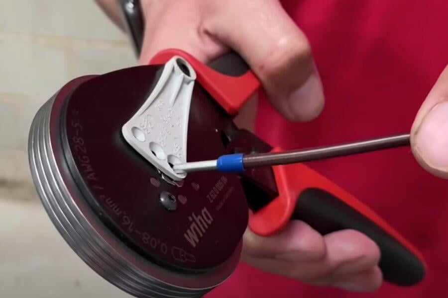 Wiha ferrule store crimper